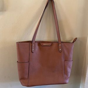 GUC. Stella and Max brown double striped shoulder bag with gold hardware.